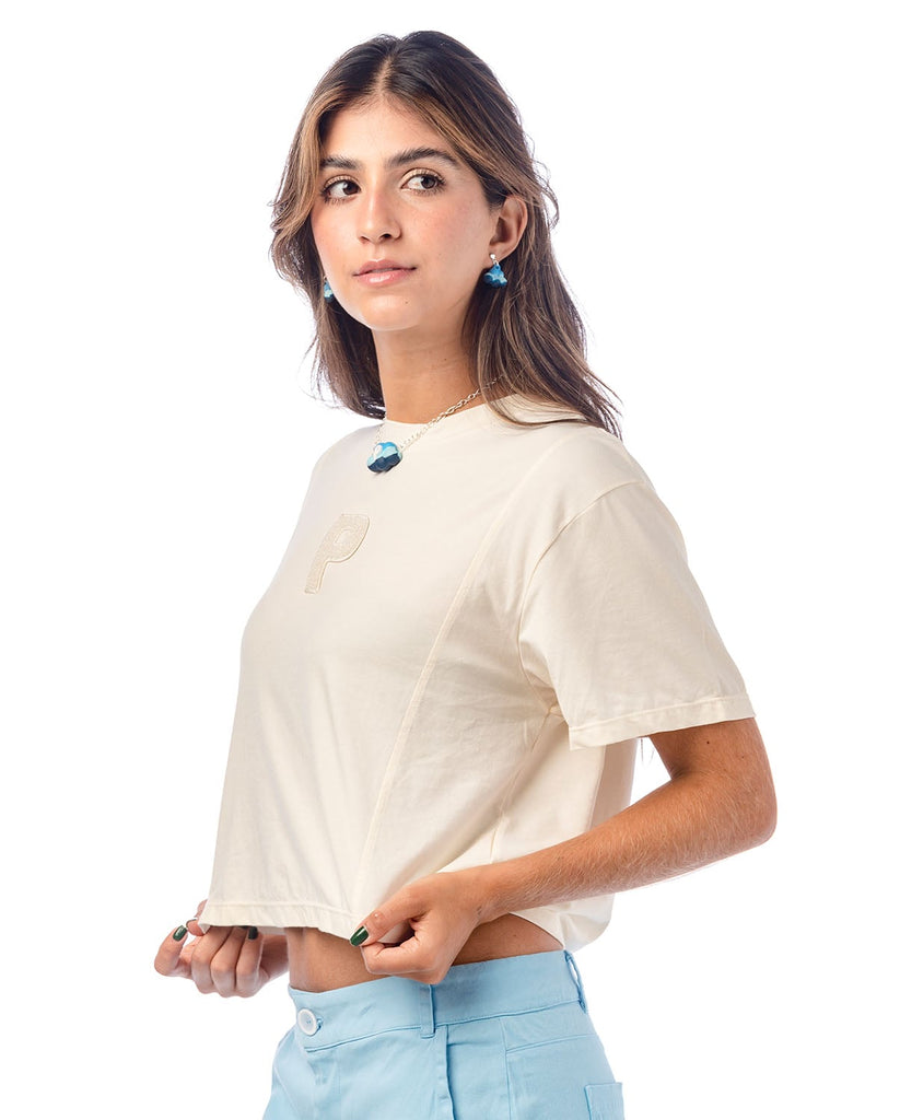 Top para mujer en algodón marfil manga corta y escote redondo.